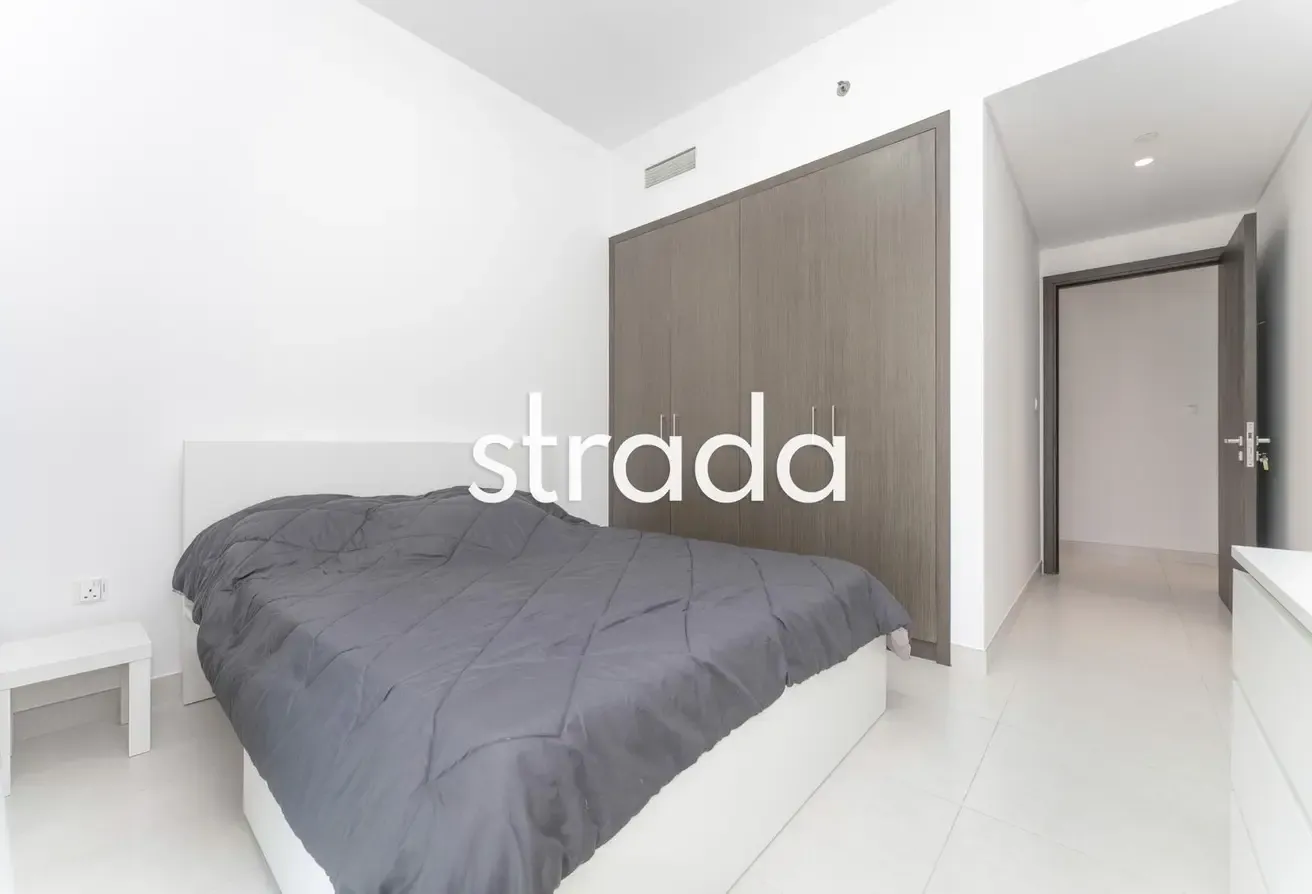 VOT | Mid Floor | Semi-Closed Kitchen