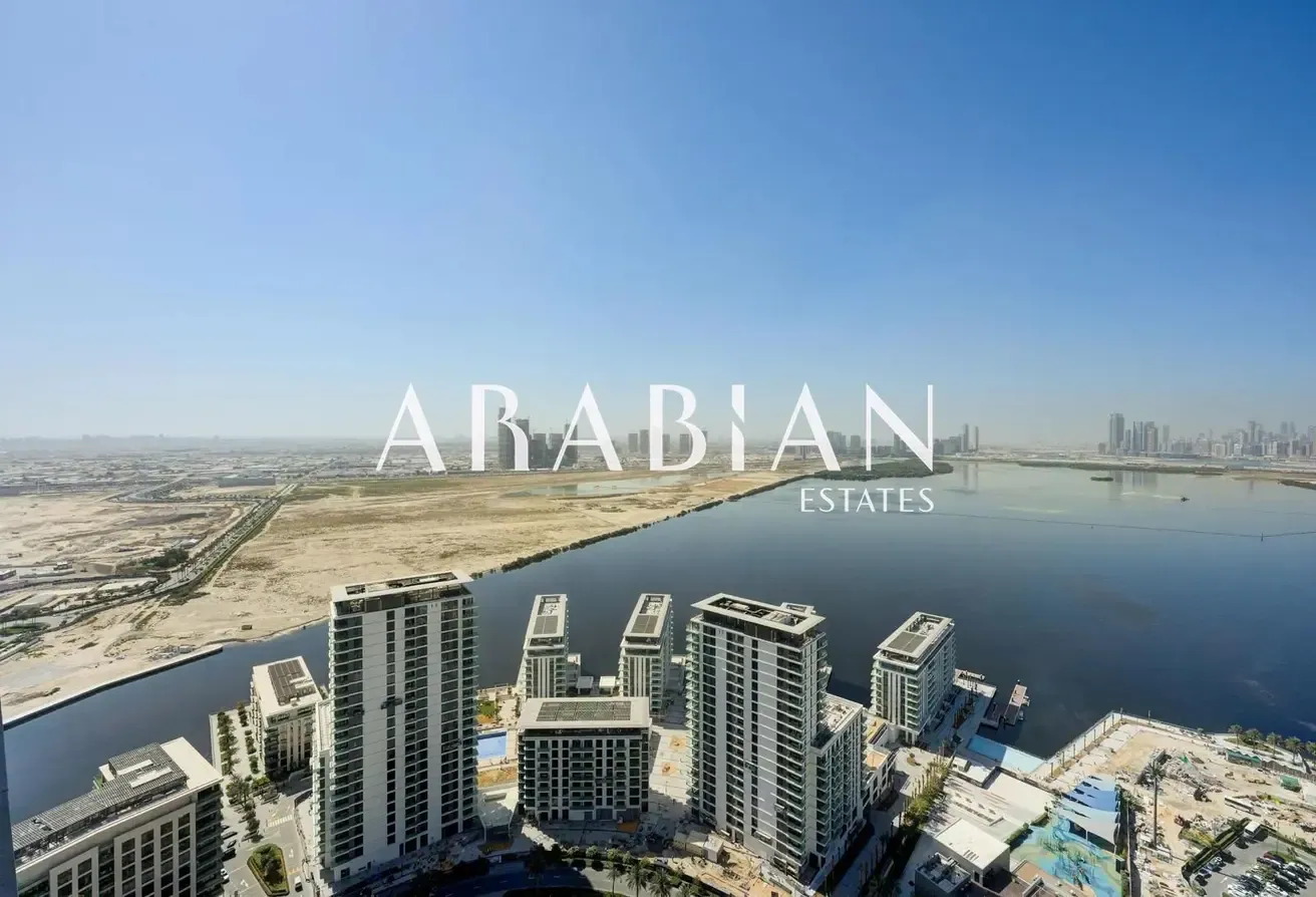 Burj Khalifa View I Vacant I Furnished