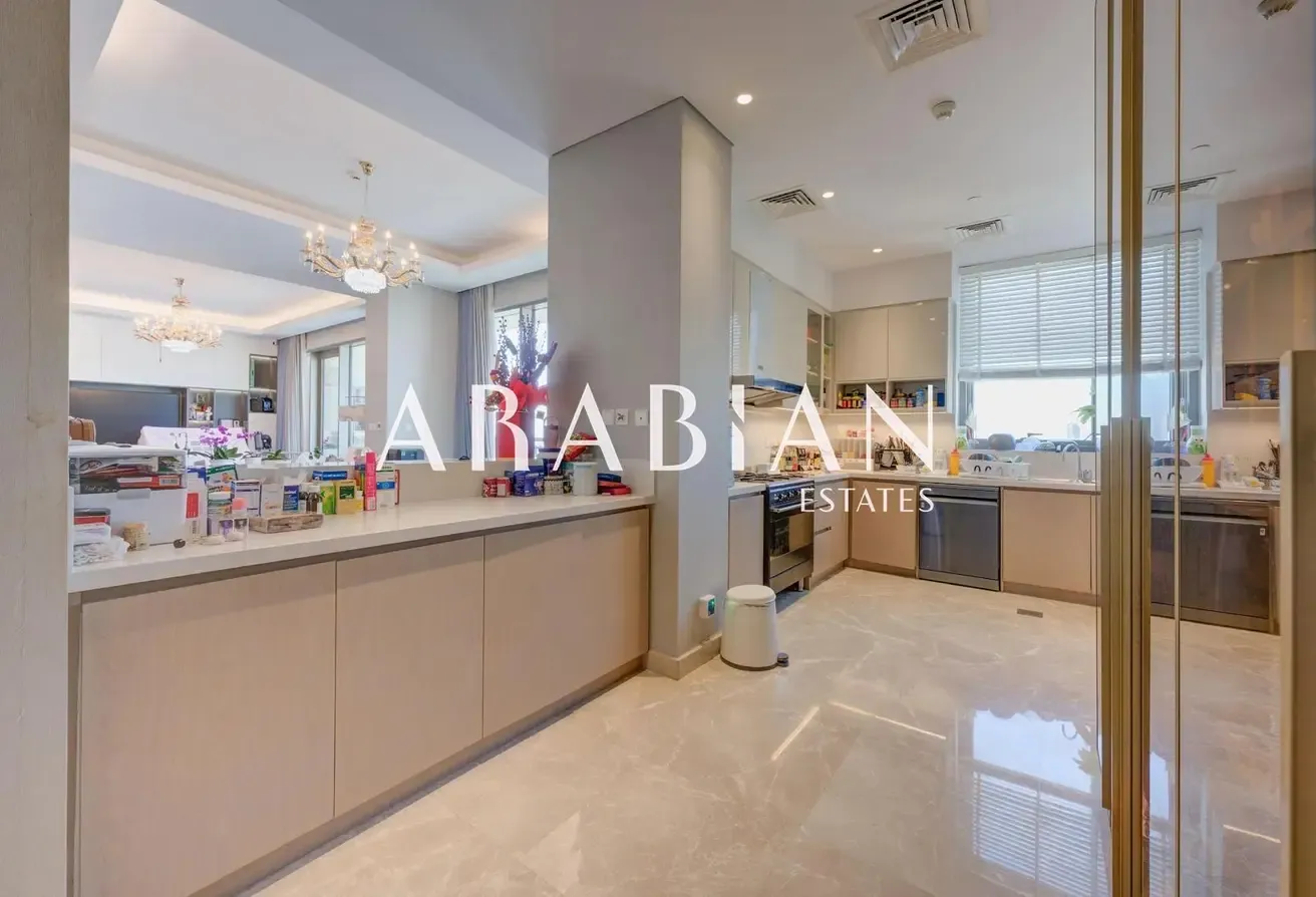 Burj Khalifa View I Vacant I Furnished