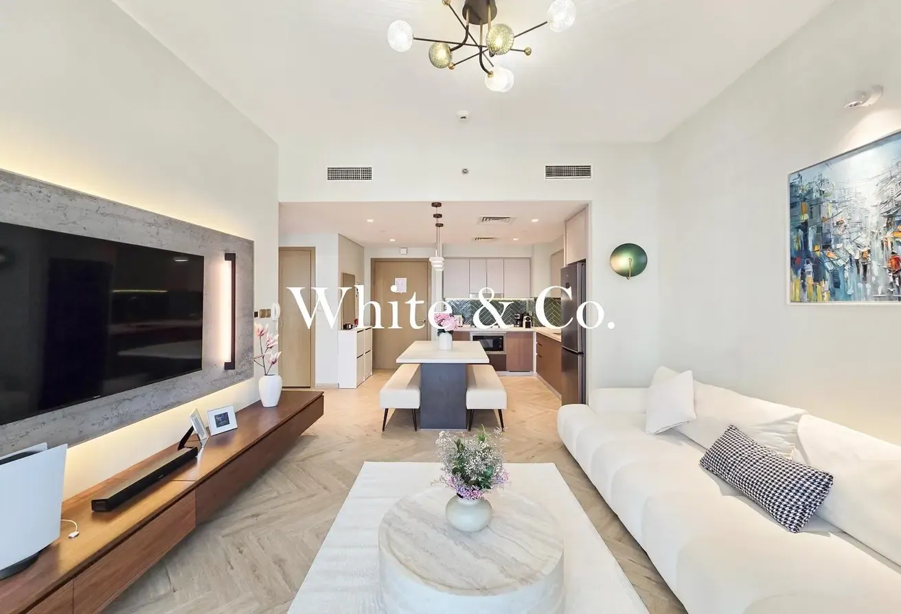 Upgraded|One of a Kind|Vacant on Transfer