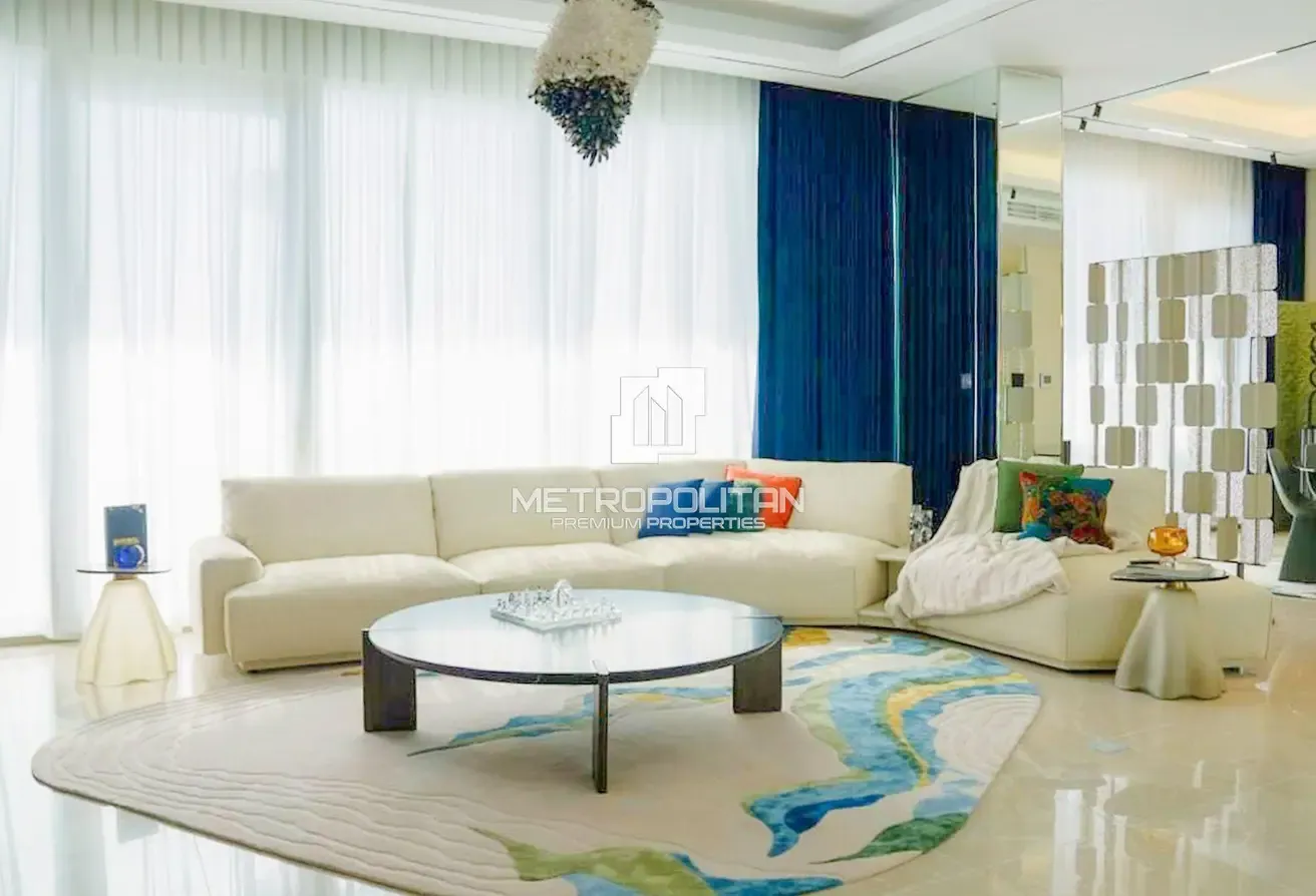 Fully Furnished and Upgraded | High Floor