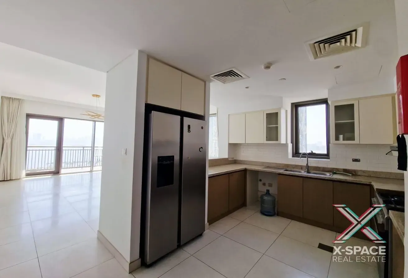 3BR + MAID WITH BURJ VIEW / VACANT NOW