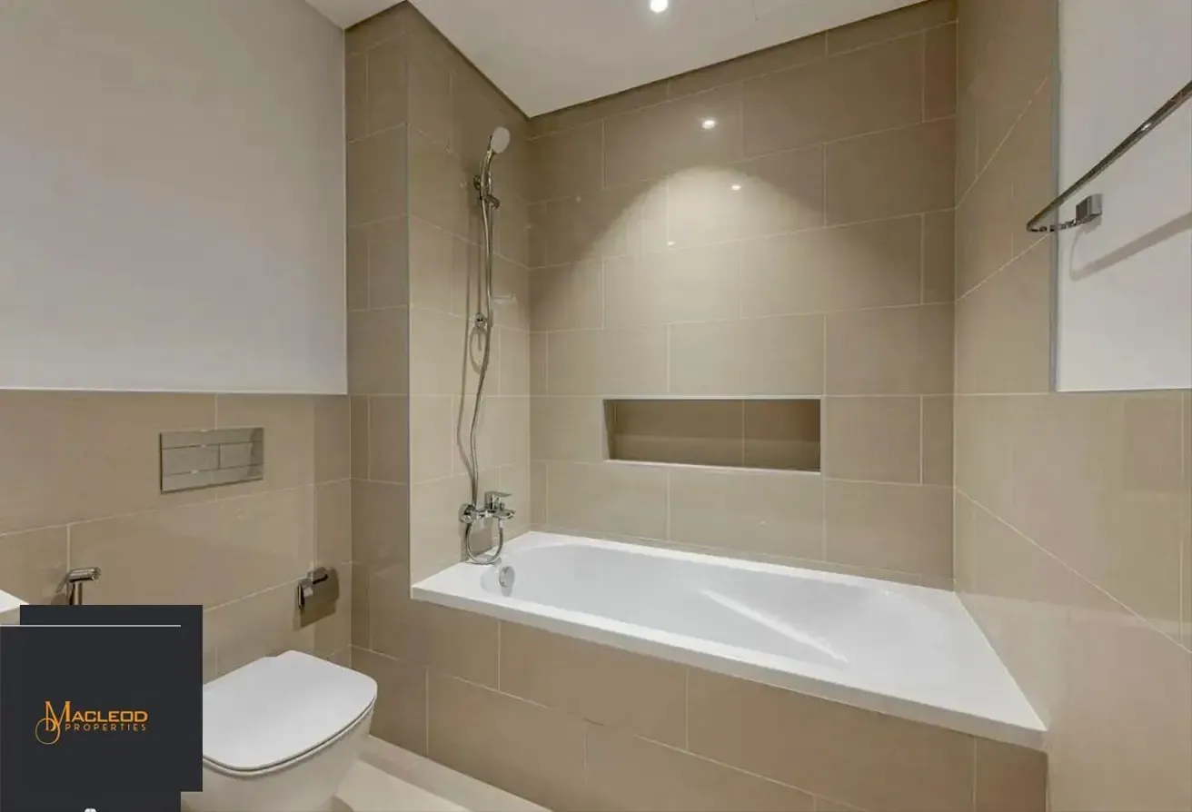 High Floor/ Partial Canal View/ Motivated Seller