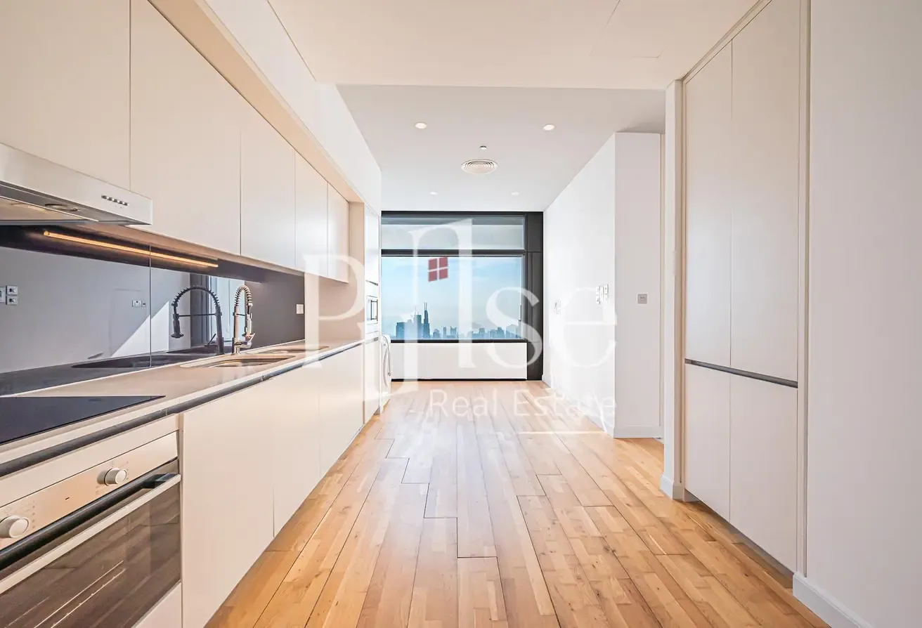 High Floor 3BR+Maids | Closed Kitchen | Burj View