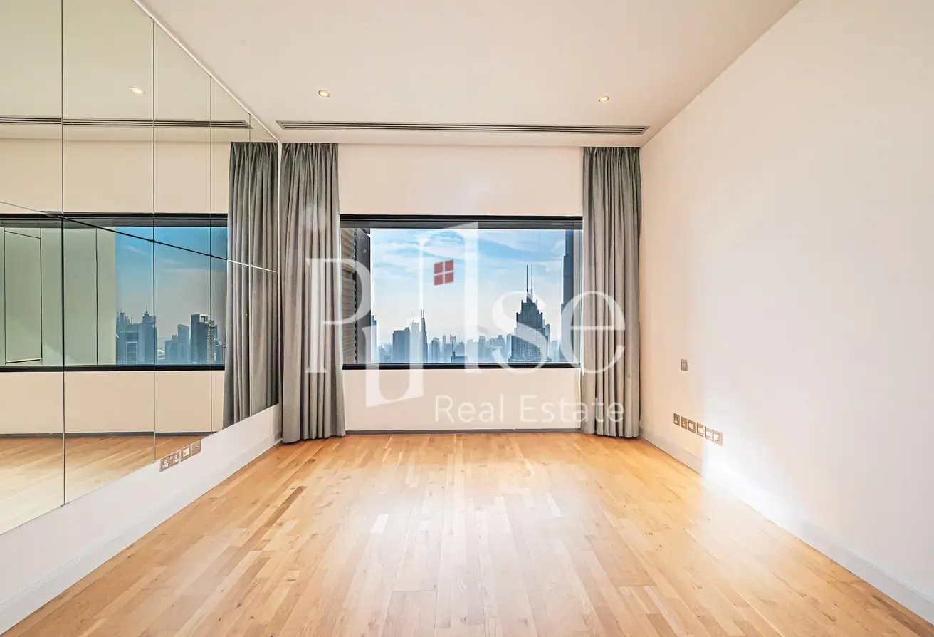 High Floor 3BR+Maids | Closed Kitchen | Burj View