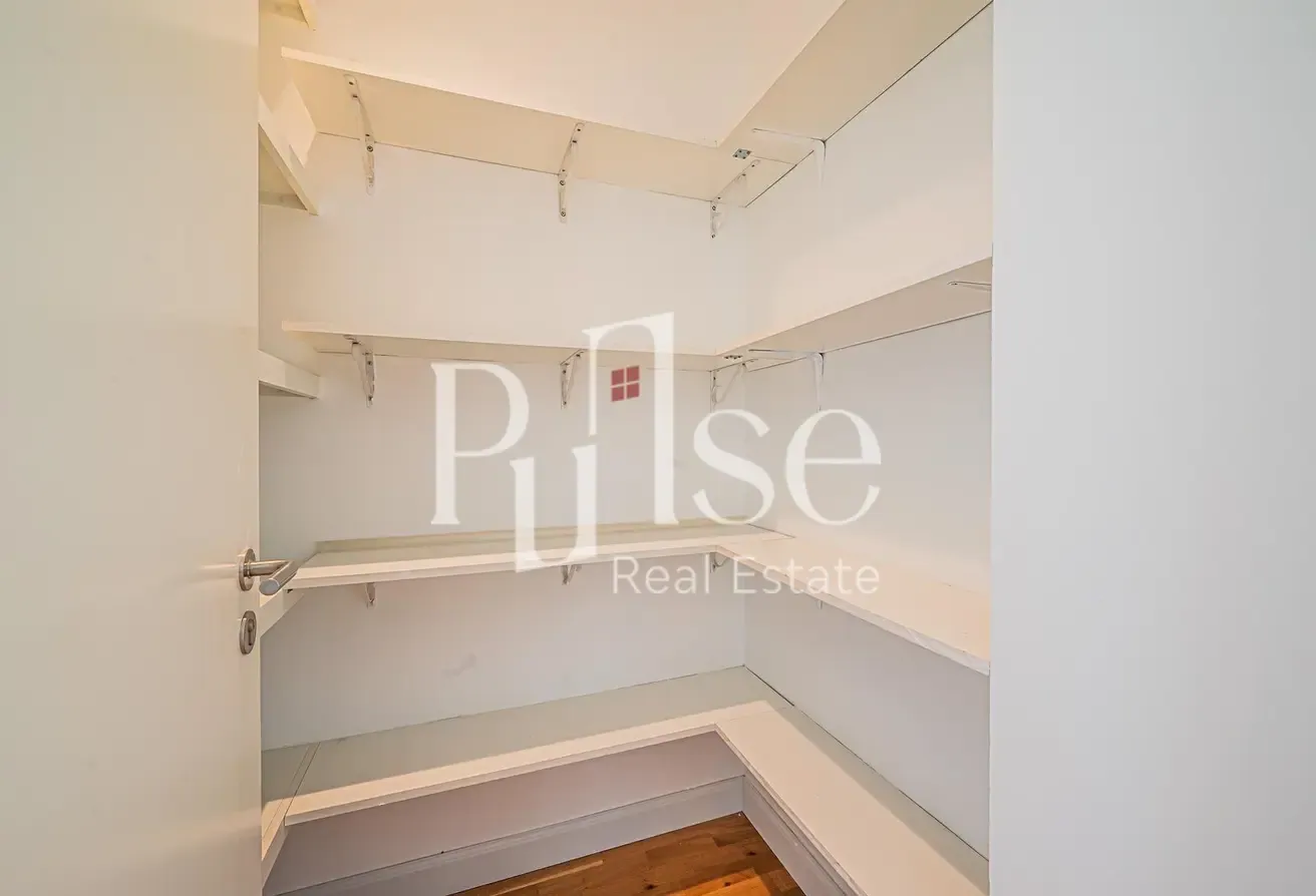 High Floor 3BR+Maids | Closed Kitchen | Burj View