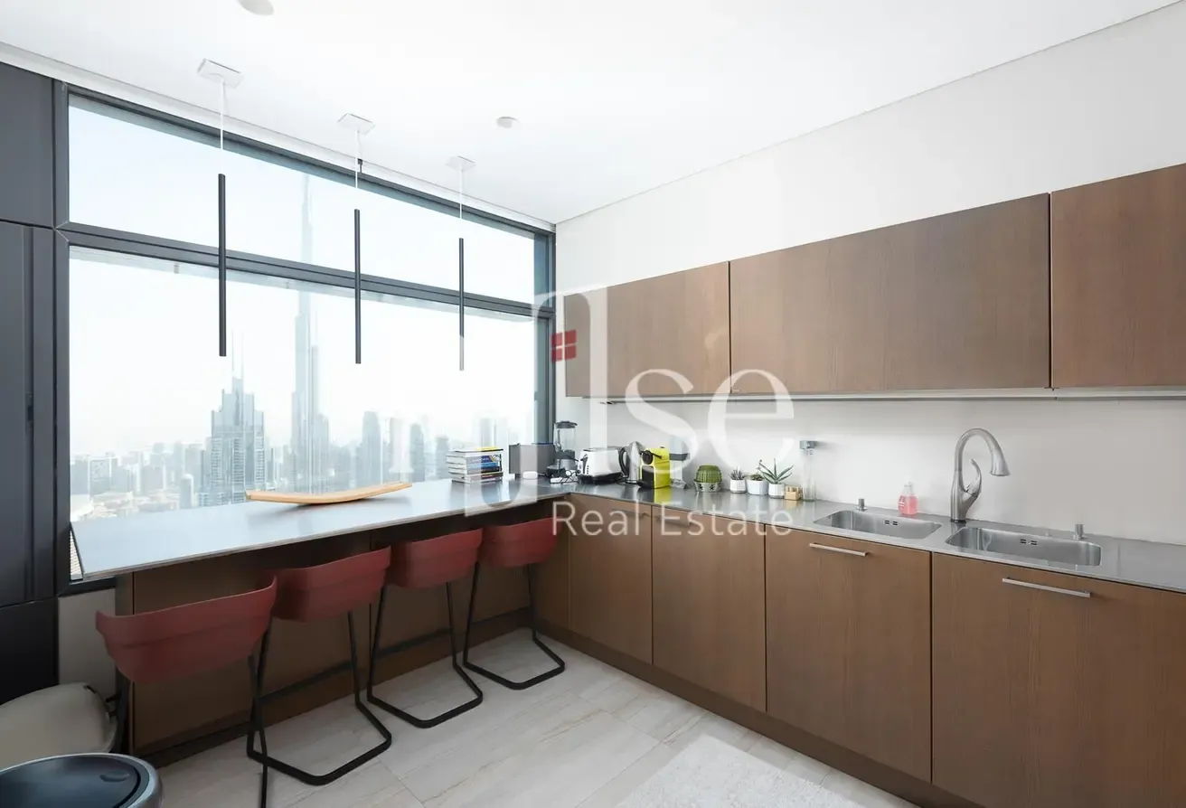 Converted Upgraded 3BR + Maid | Burj Khalifa View