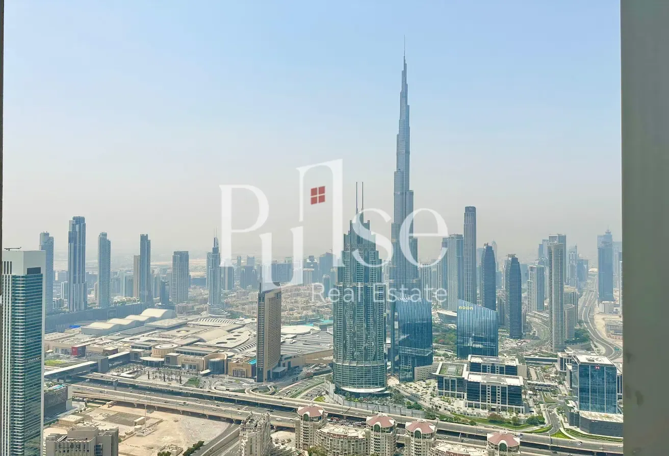 Converted Upgraded 3BR + Maid | Burj Khalifa View