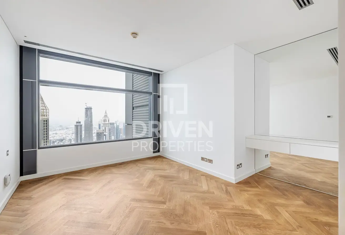 Prime Location | High Floor | Stunning View