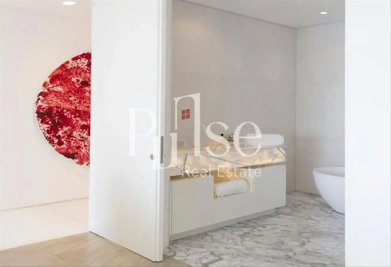 High-end Upgrades and Luxurious Furnishings