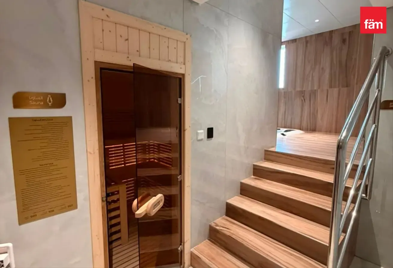 Spacious brand new High floor| High ROI