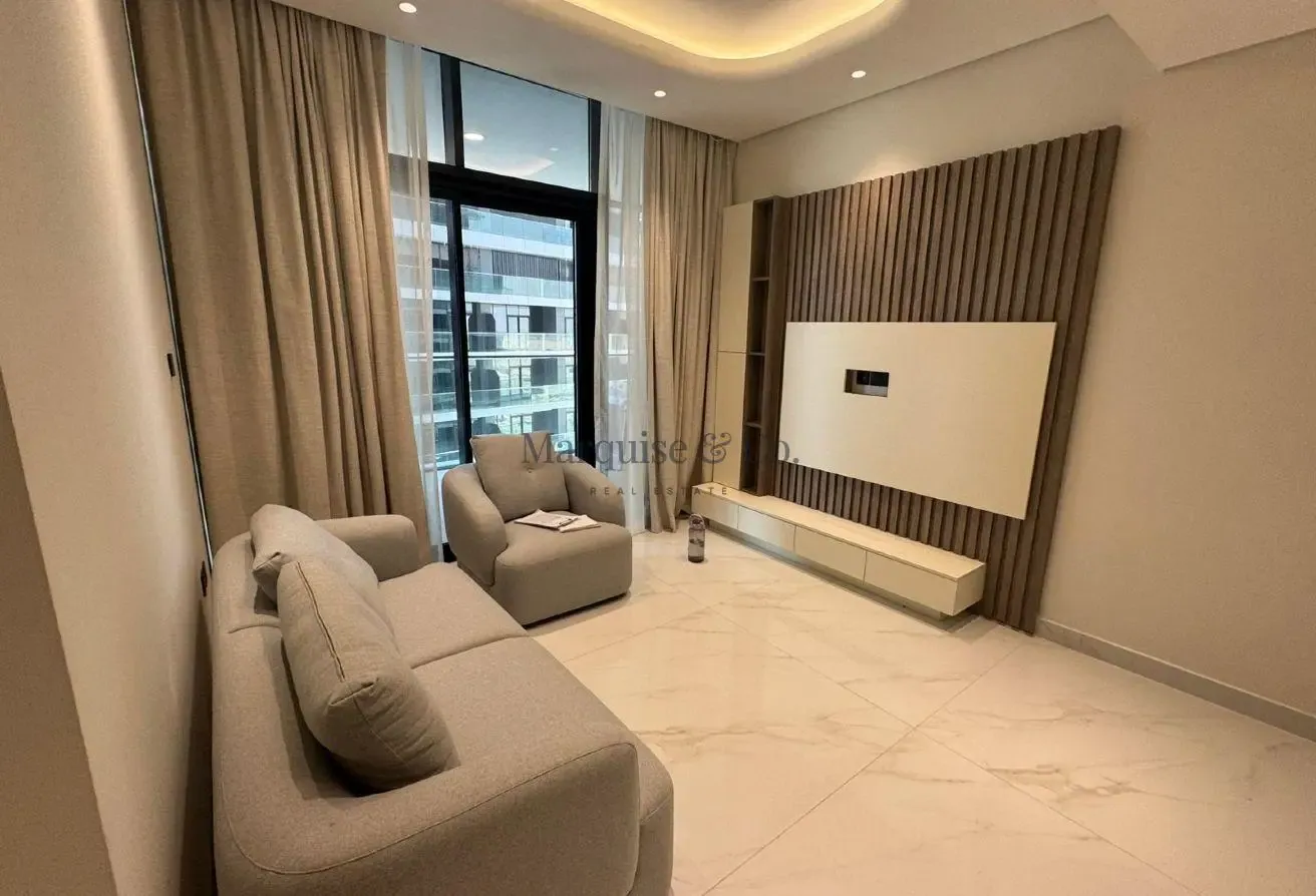 Fully Furnished /New/ High Floor/ 3 Years Payment