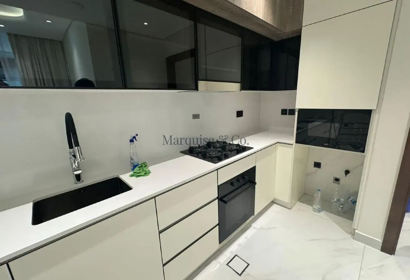 Fully Furnished /New/ High Floor/ 3 Years Payment