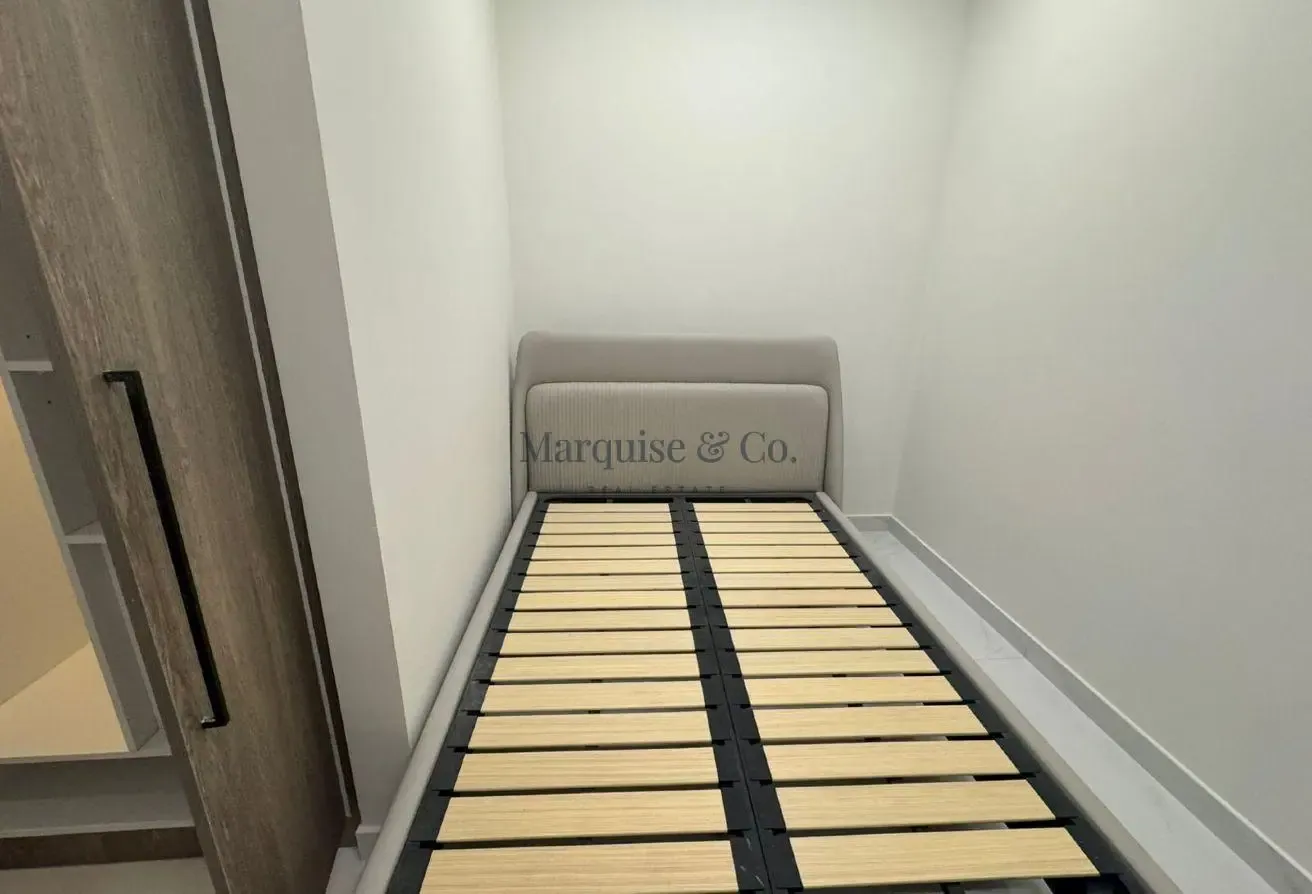 Fully Furnished /New/ High Floor/ 3 Years Payment