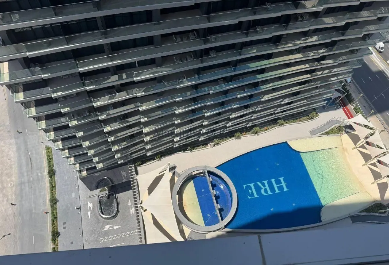 Fully Furnished /New/ High Floor/ 3 Years Payment