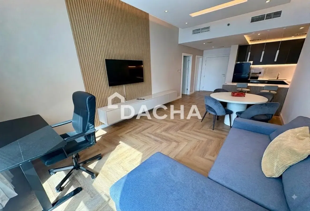 Fully Upgraded | Vacant | Golf Course Views