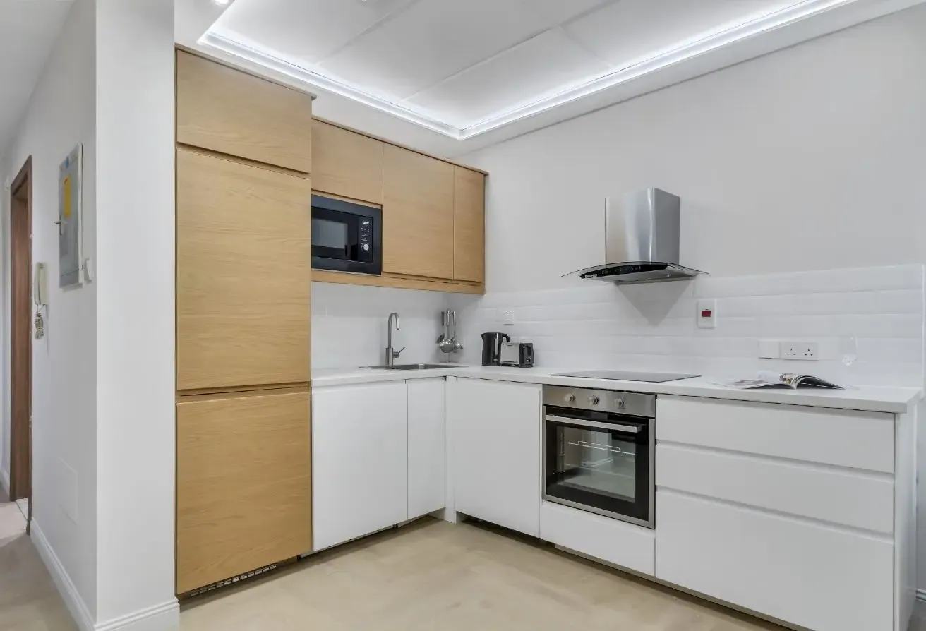 Renovated Luxury home fully equipped and furniture