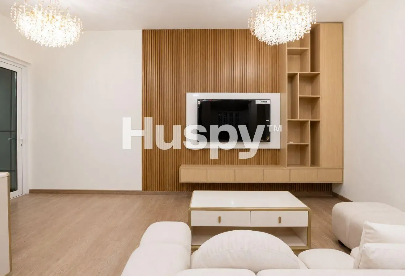 Upgraded | Vacant | Fully Furnished