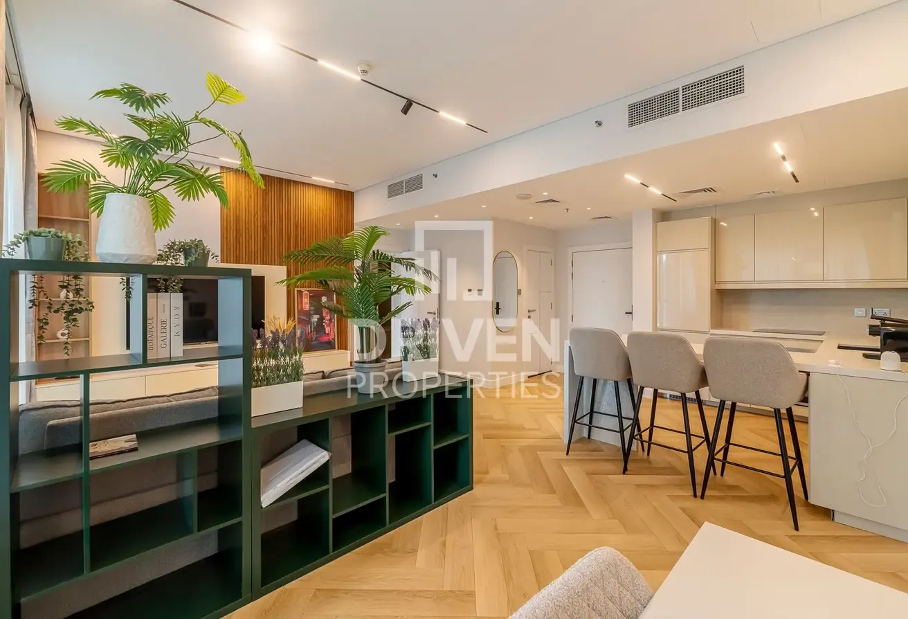 Great View | Fully Upgraded | Short Term Rent
