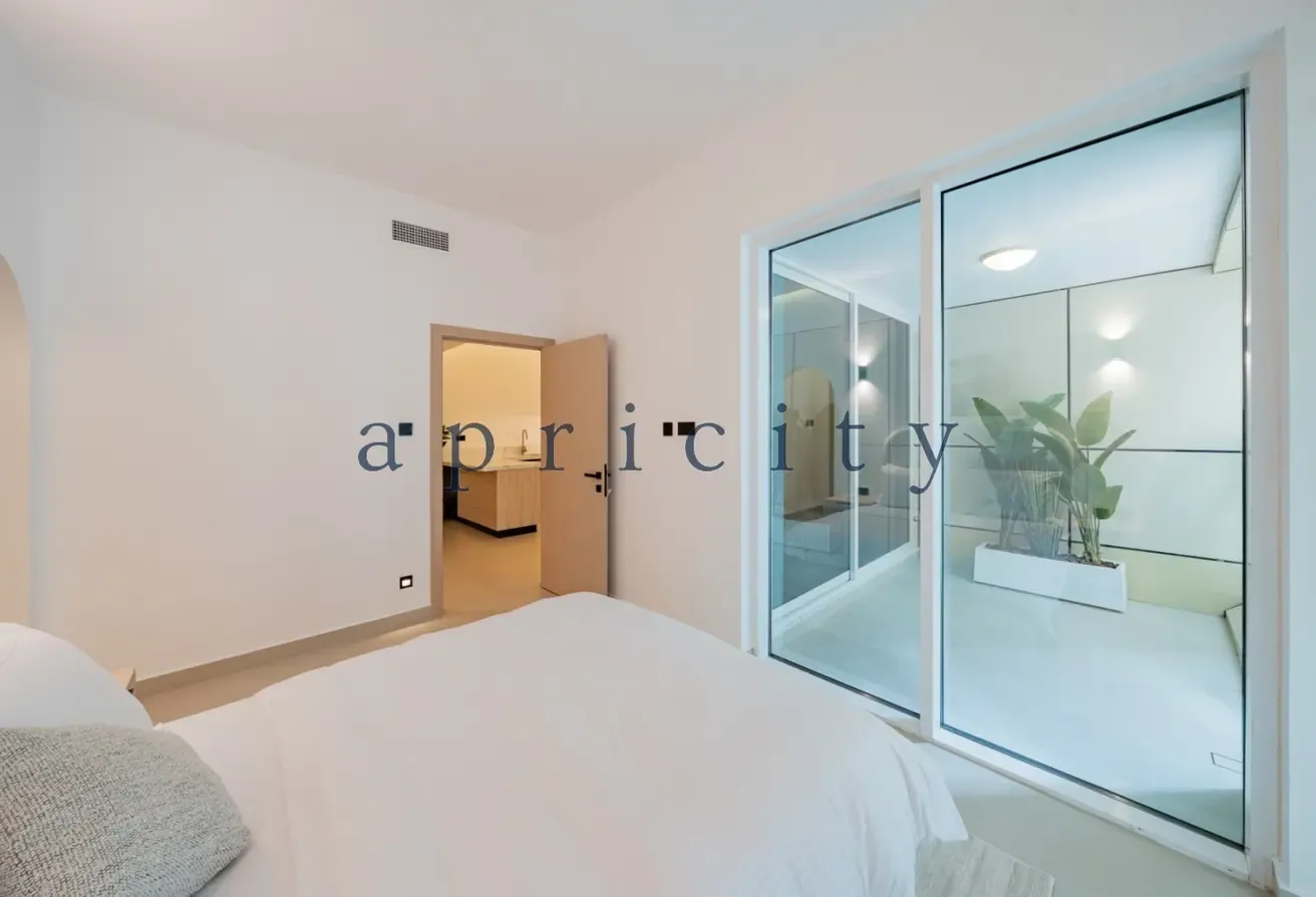 Exclusive | Newly Renovated | Vacant