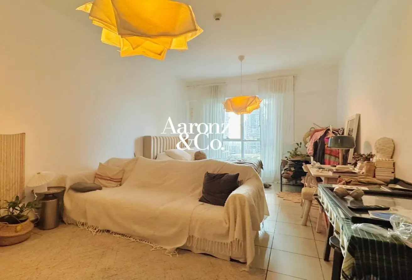 VACANT on Transfer  | Spacious Layout | High ROI%