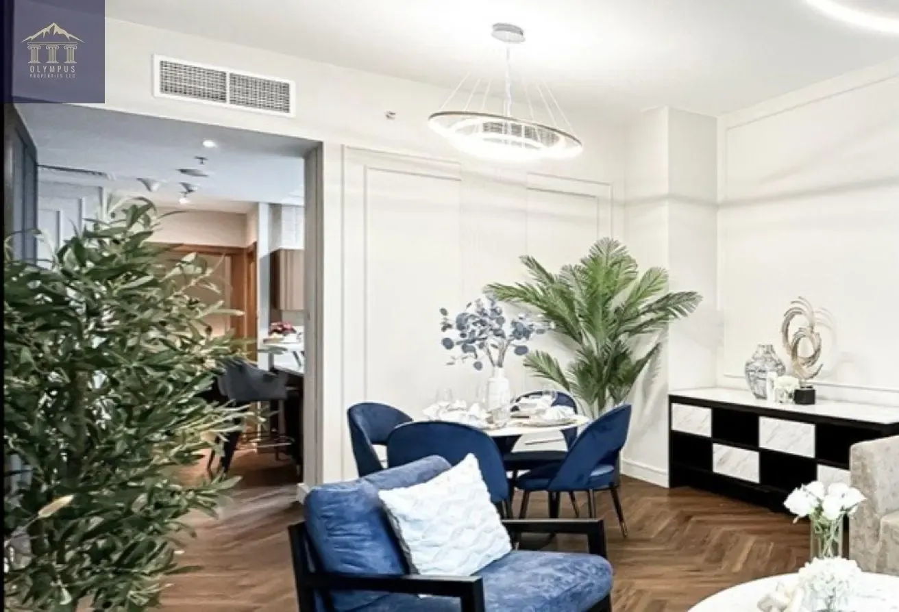 Upgraded 1-Bedroom Apartment | Walk to the beach