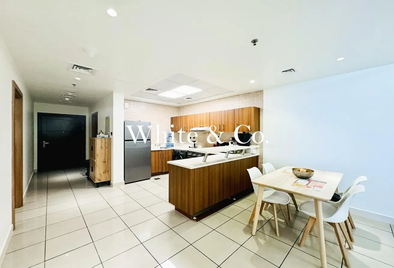 Partial Sea Views | Mid Floor | Vacant