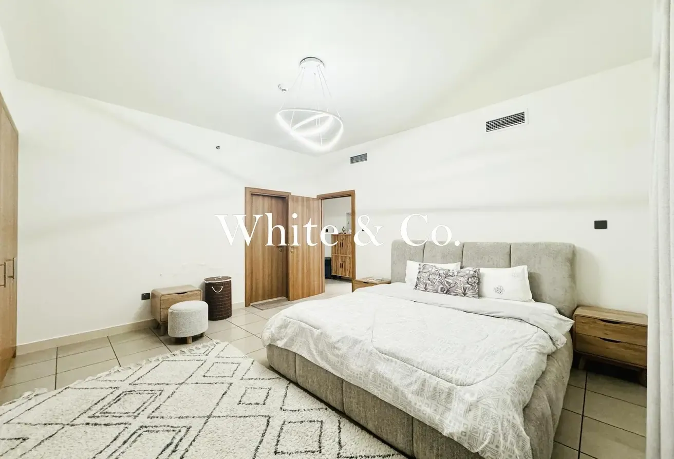 Partial Sea Views | Mid Floor | Vacant