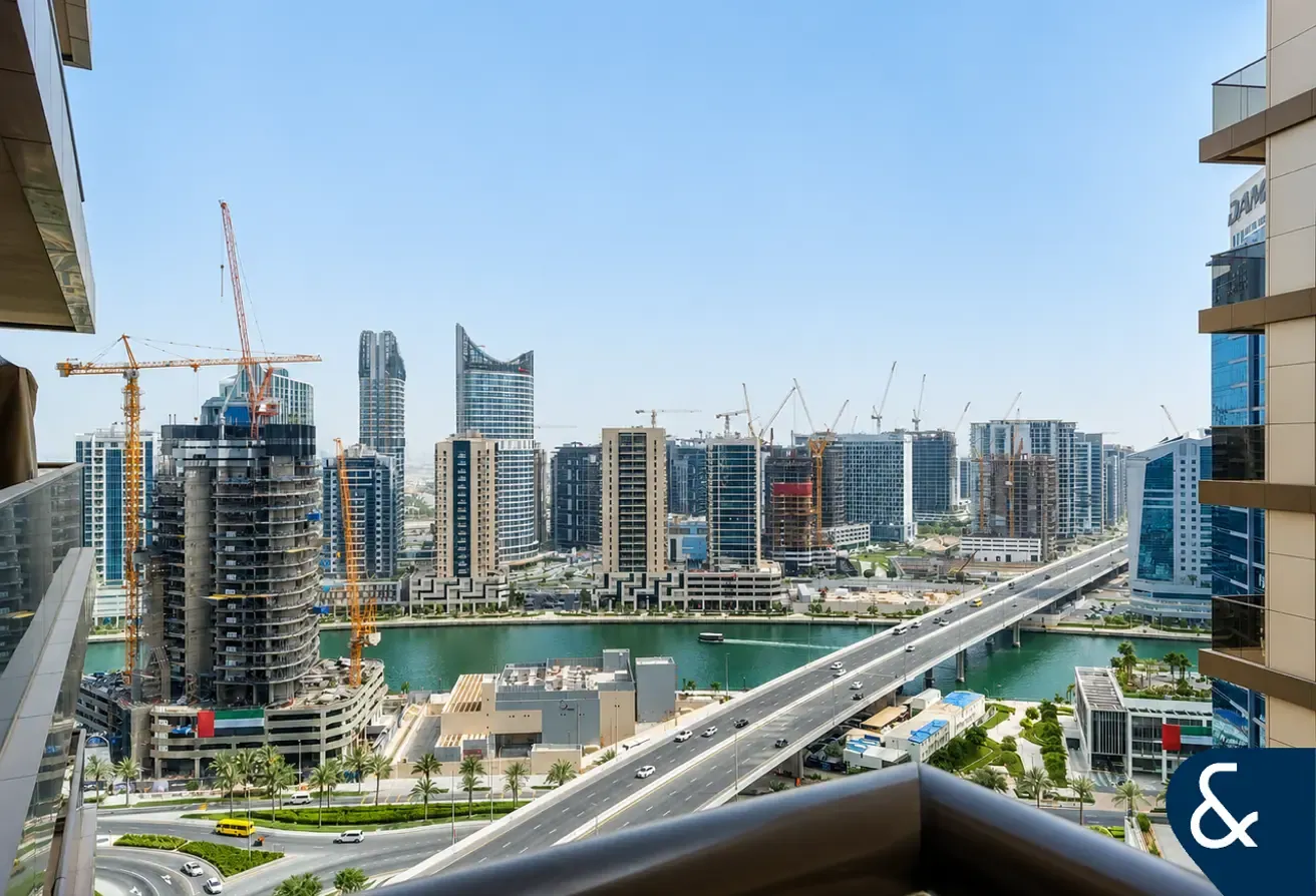 Burj Khalifa View | Luxury Furnished Studio