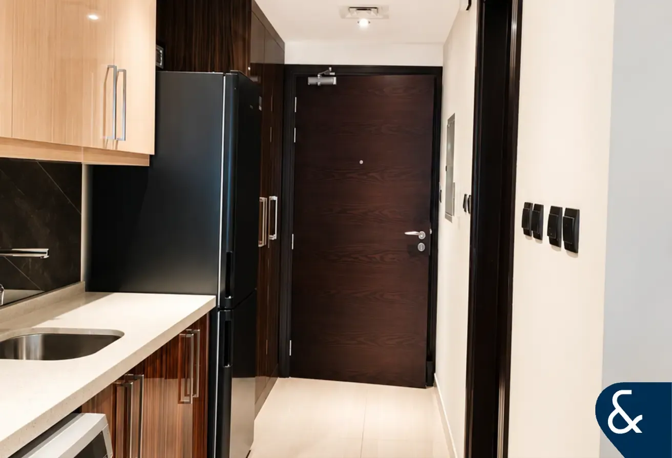 Burj Khalifa View | Luxury Furnished Studio