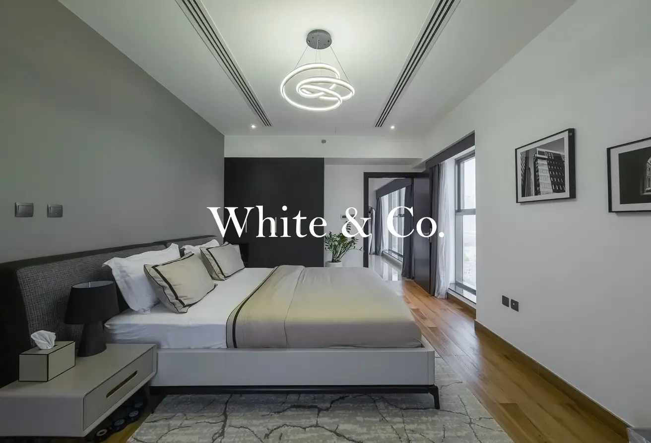 UPGRADED | PERFECT LOCATION | HIGH FLOOR