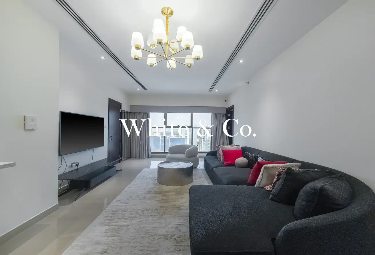 UPGRADED | PERFECT LOCATION | HIGH FLOOR
