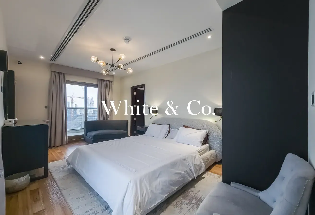 UPGRADED | PERFECT LOCATION | HIGH FLOOR