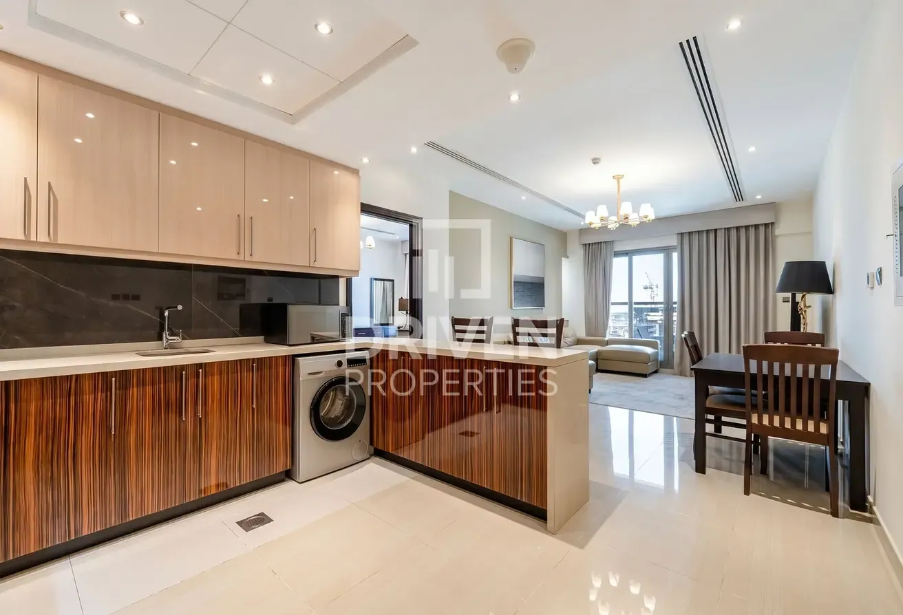 Vacant | Furnished | Largest Layout | Powder Room