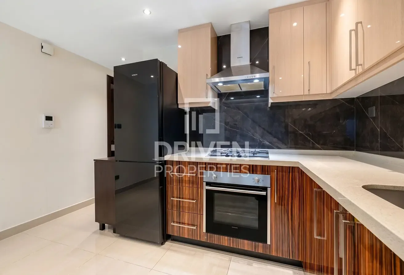 Vacant | Furnished | Largest Layout | Powder Room