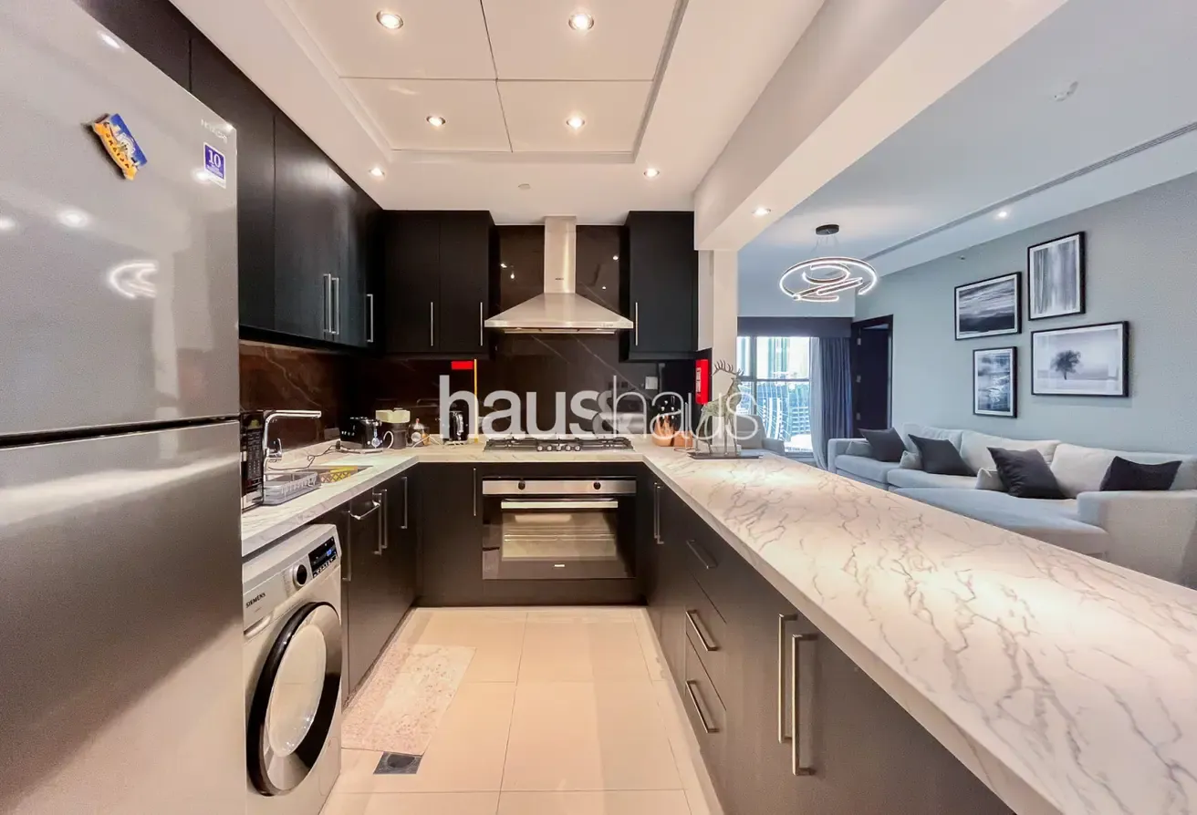 Vacant | Corner Unit | Fully Furnished