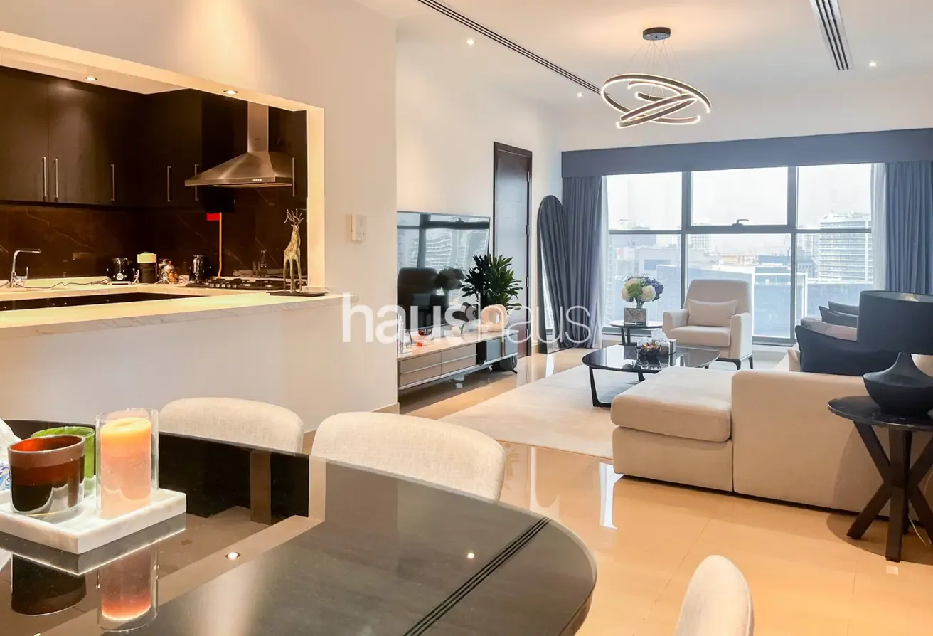 Vacant | Corner Unit | Fully Furnished