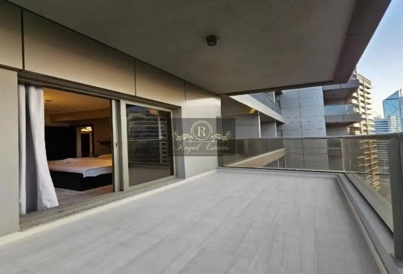 1 BR Elite Downtown Residence for Sale