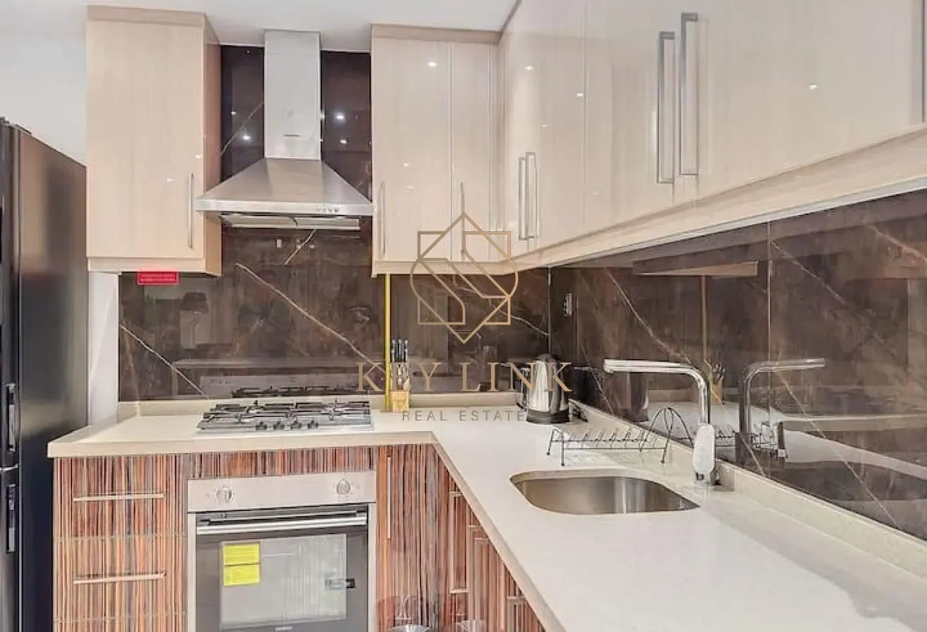 Exclusive | Spacious |Canal View