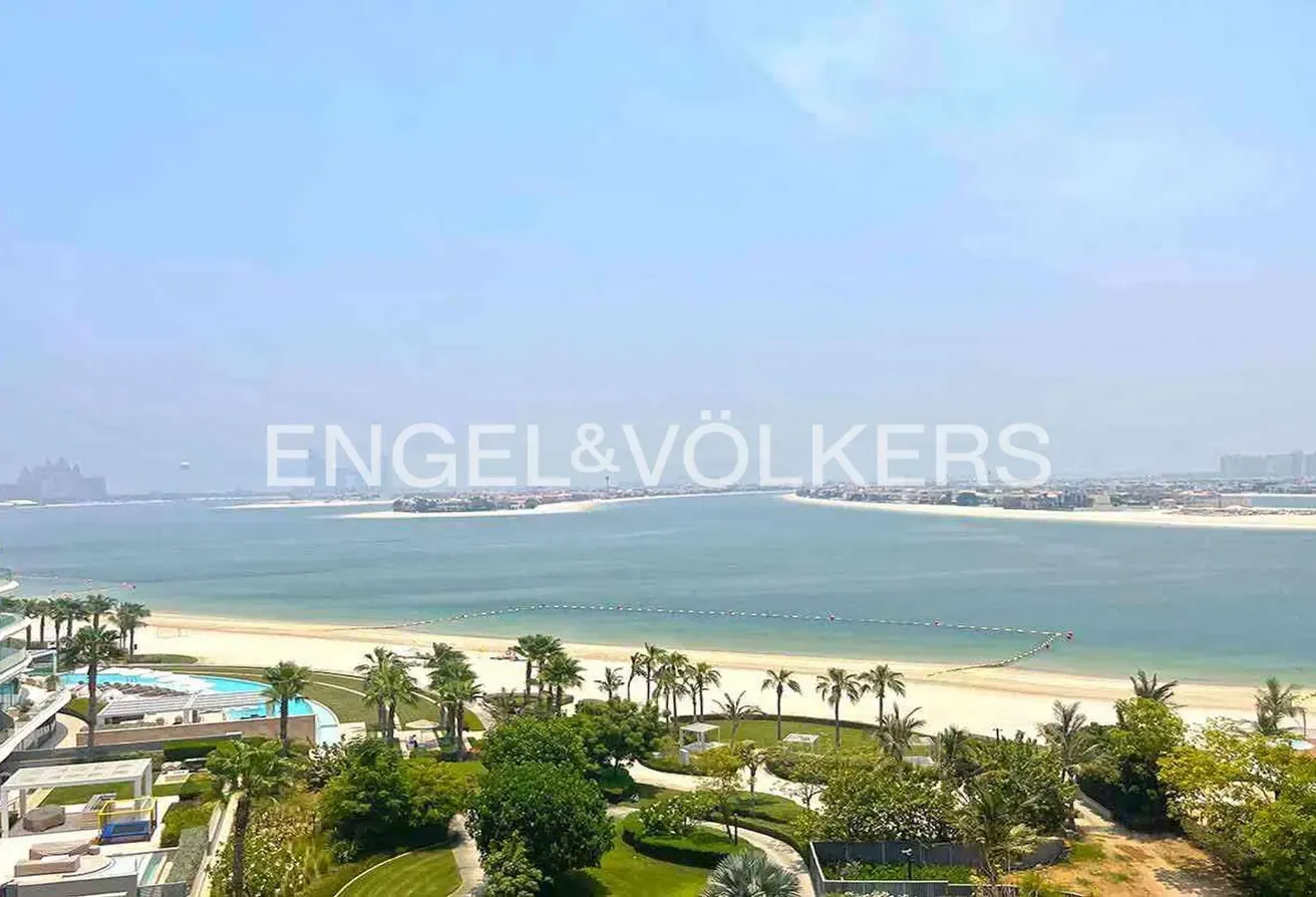 Ultra-Luxury | Private Elevator | Beach Access