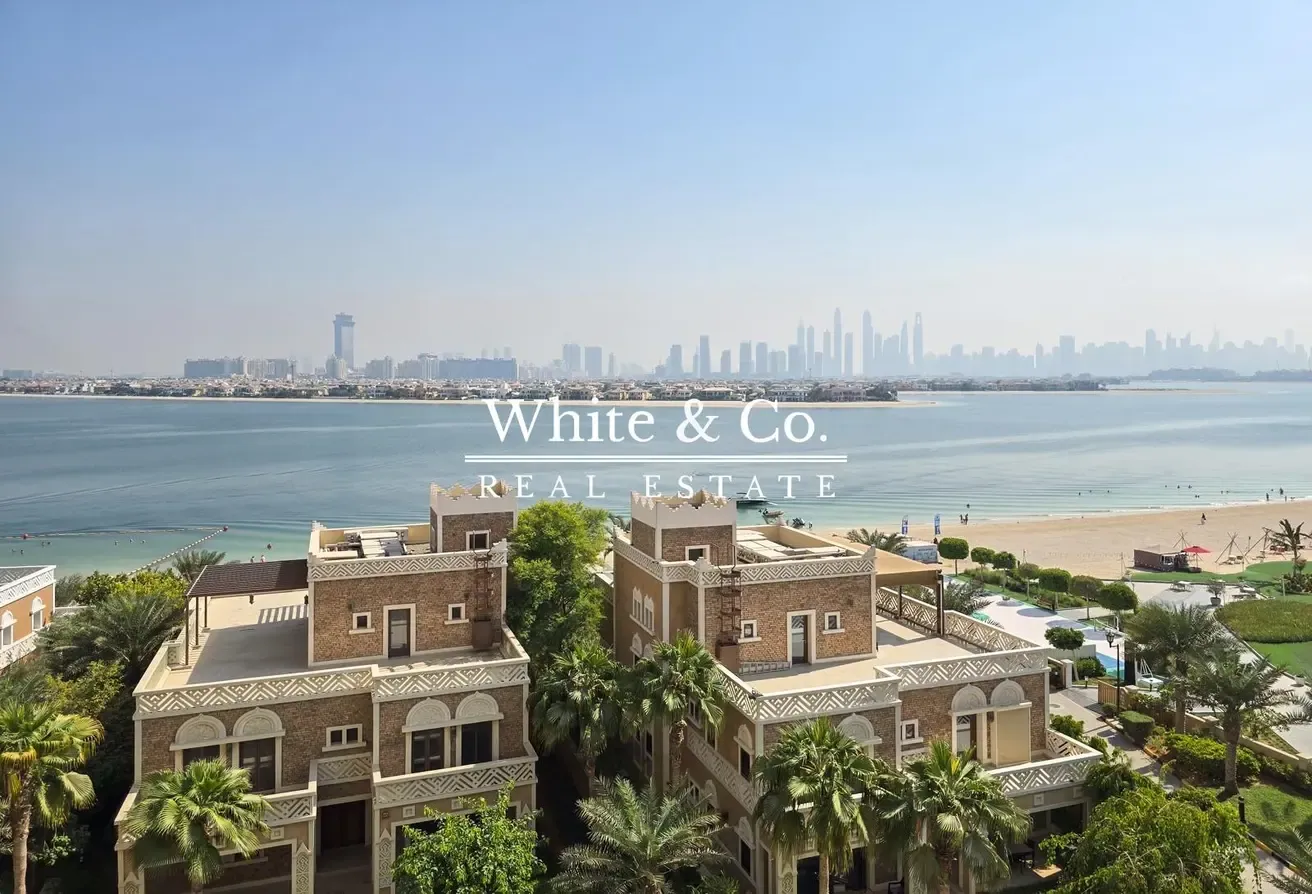 Duplex | Skyline Views | Terrace + Pool