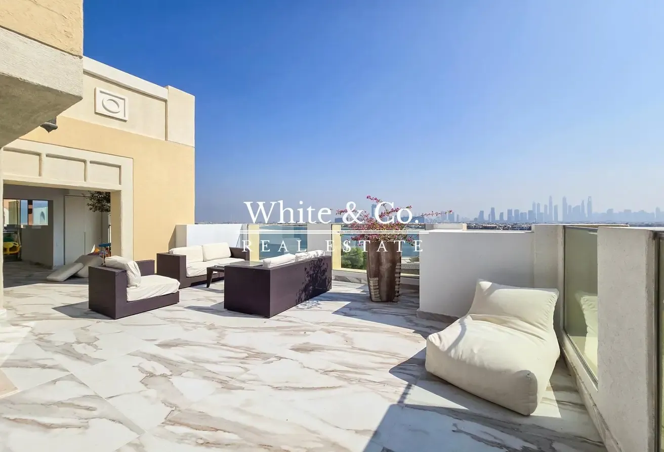 Duplex | Skyline Views | Terrace + Pool