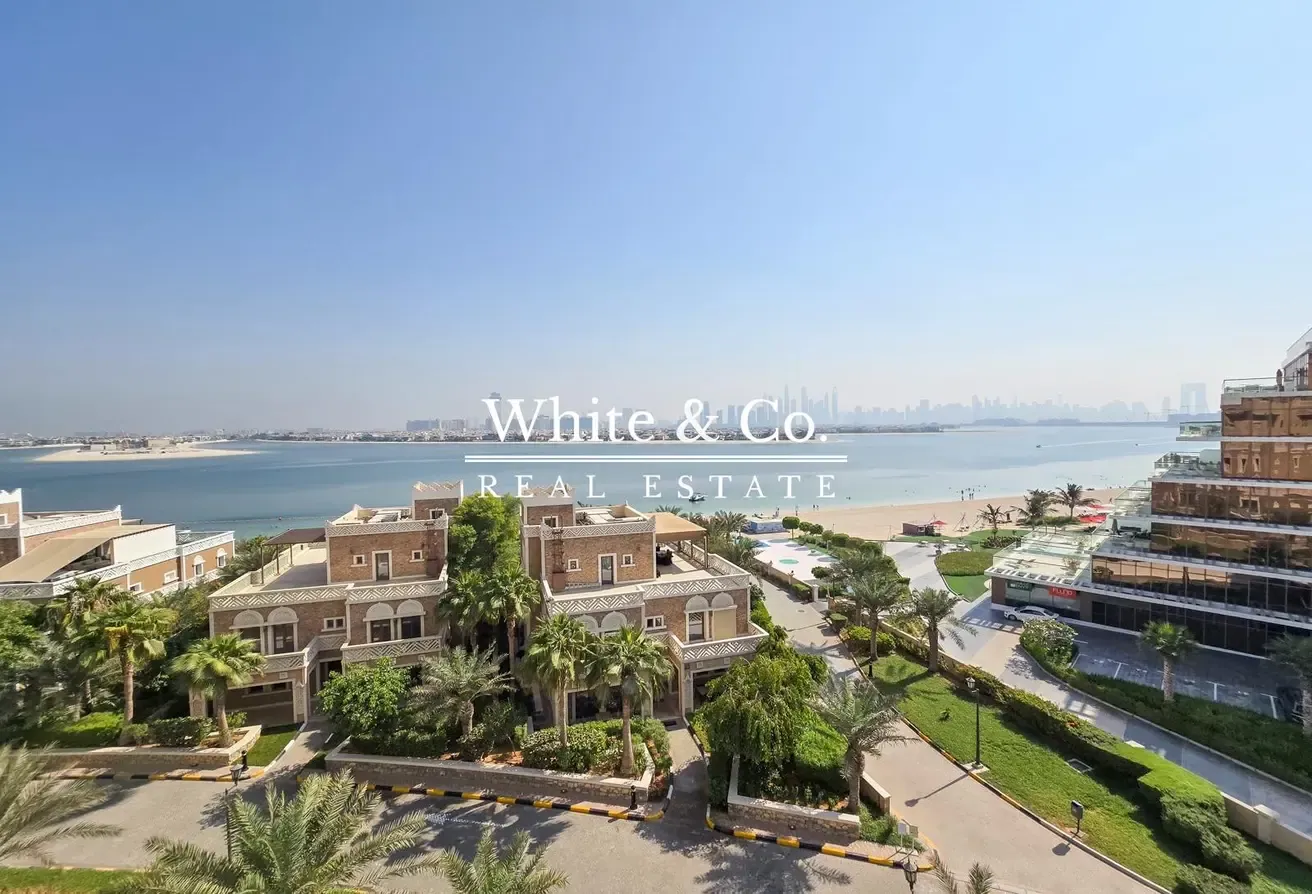 Duplex | Skyline Views | Terrace + Pool