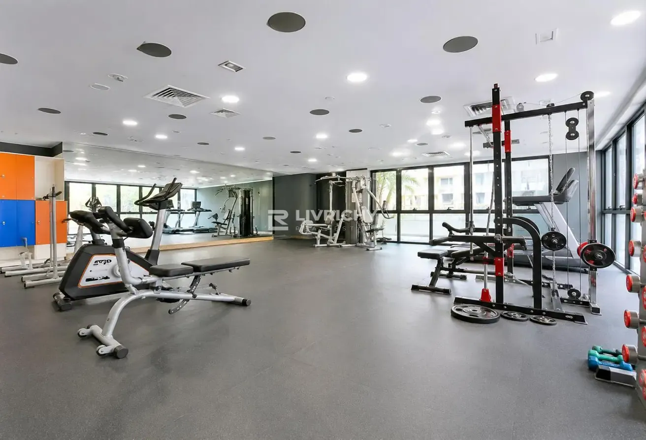 VACANT | HIGH-END INTERIORS | FULLY FURNISHED