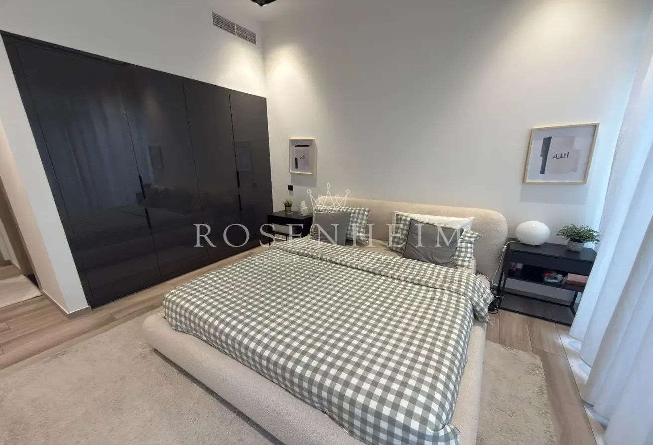 With Maids Room  |  Vacant Now  |  Fully Furnished