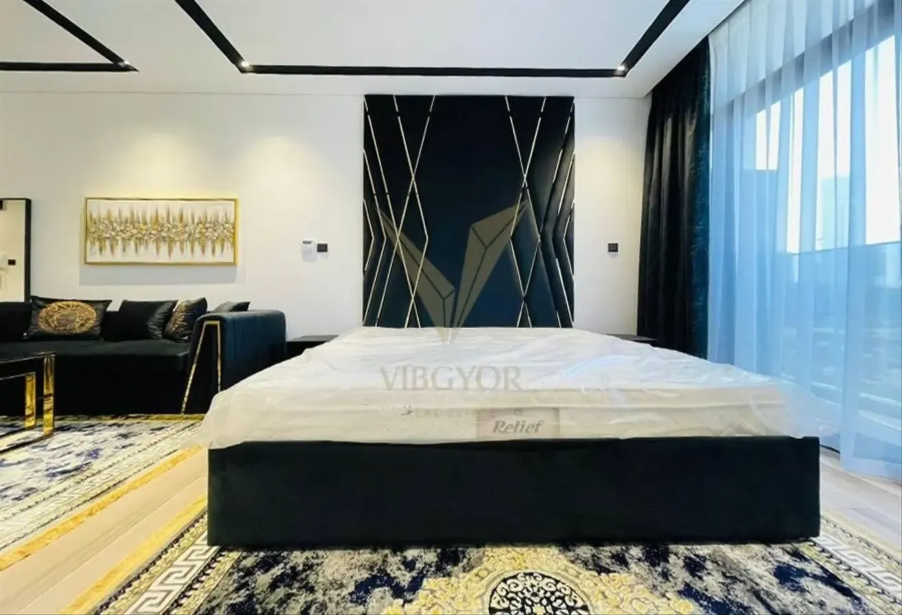 FURNISHED STUDIO | WELL MAINTAINED | READY TO MOVE