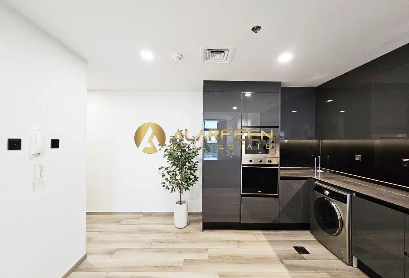 1 bhk +Maid | With best Ammenities | Road View
