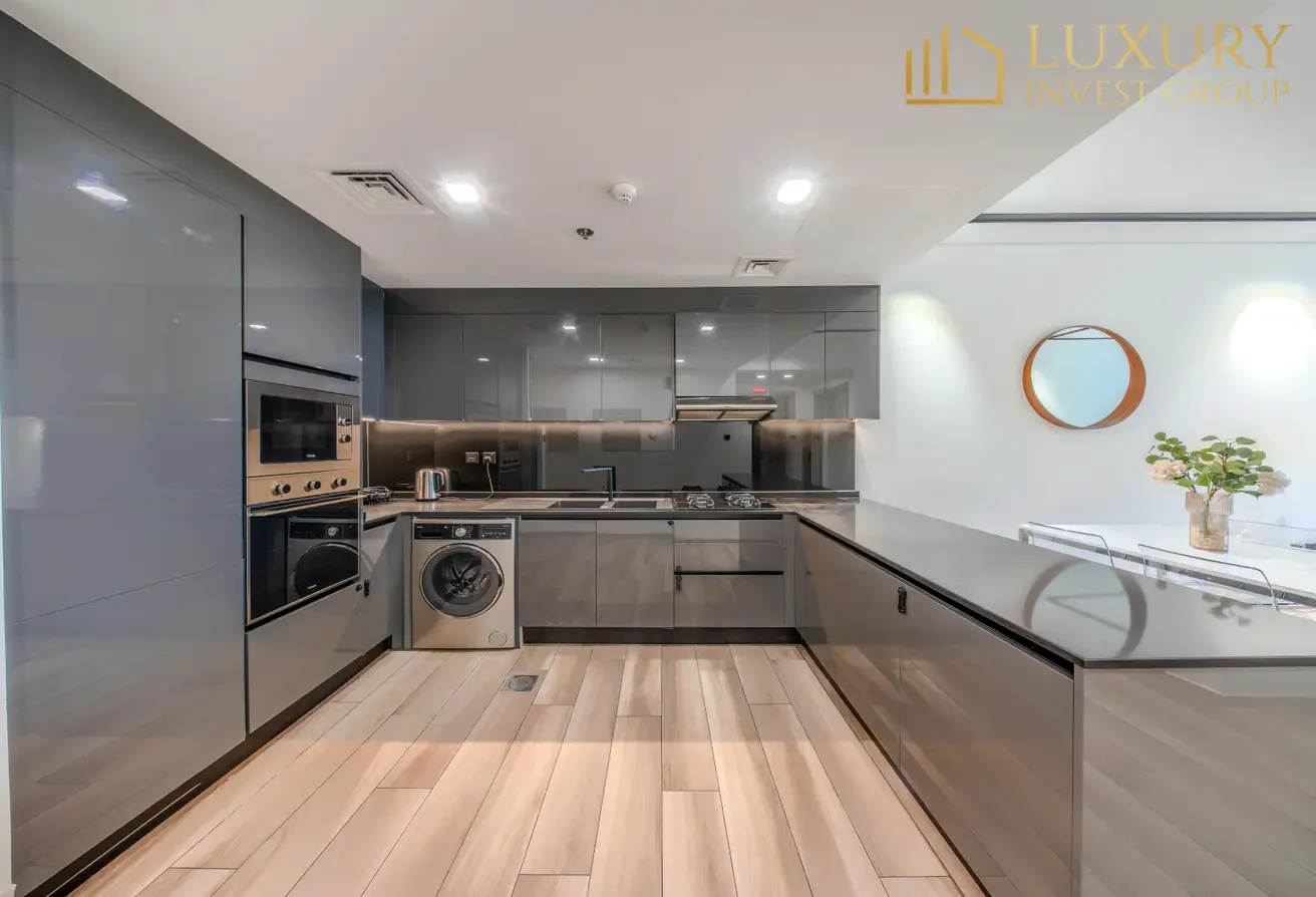 1BR Plus Maids | Vacant Unit | Great Holiday Home