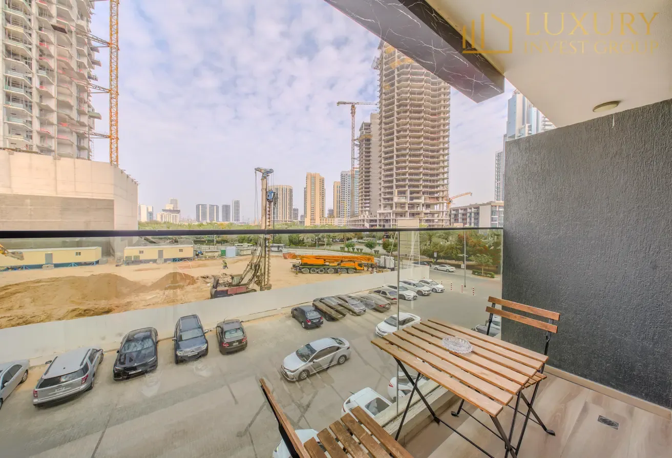 1BR Plus Maids | Vacant Unit | Great Holiday Home