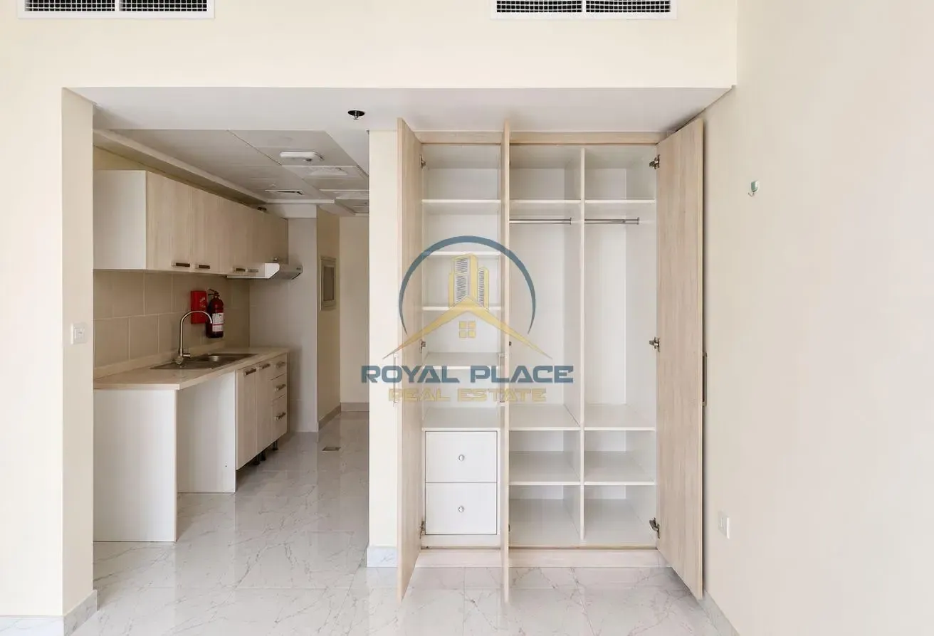 LARGE LAYOUT | BALCONY | EXCELLENT ROI
